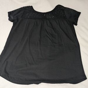 Elegant Black Lace Women's Top